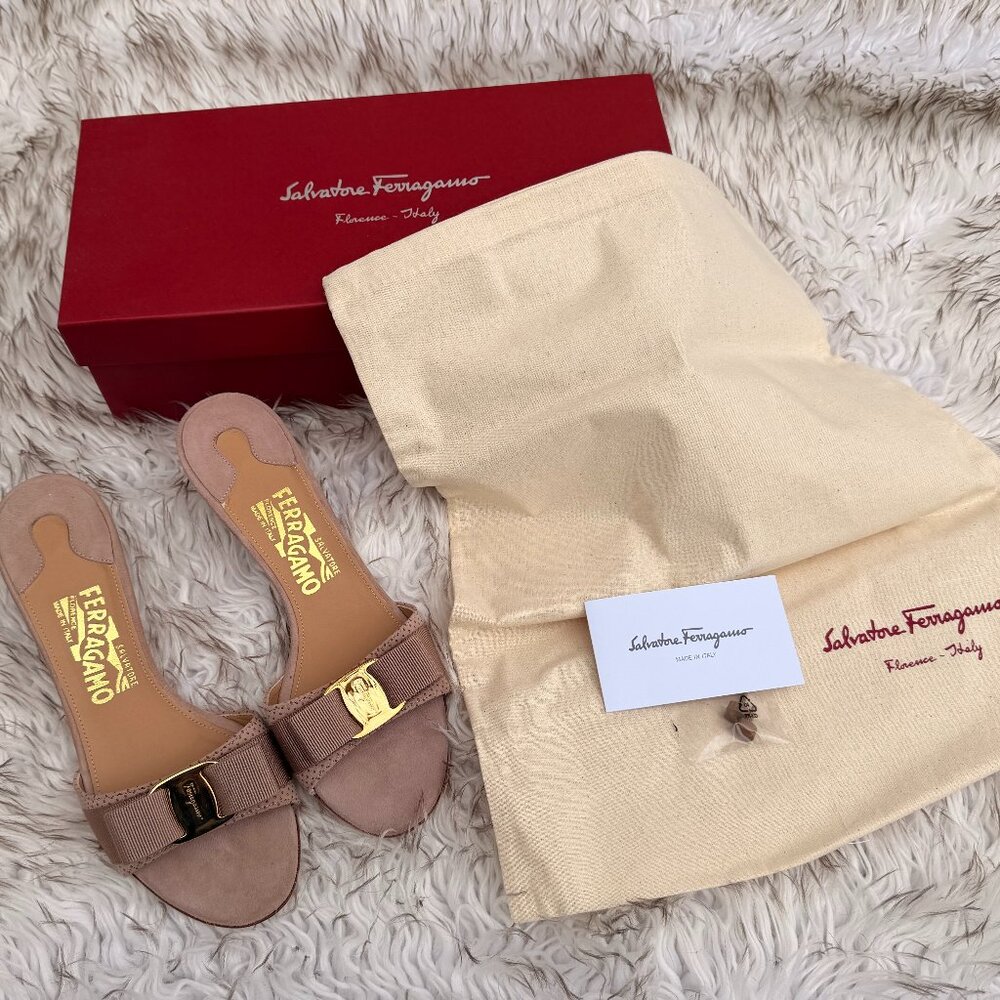 Salvatore Ferragamo Women's Vintage Kitten Heels |  Size 6.5 | Never Worn - Picture 6 of 16